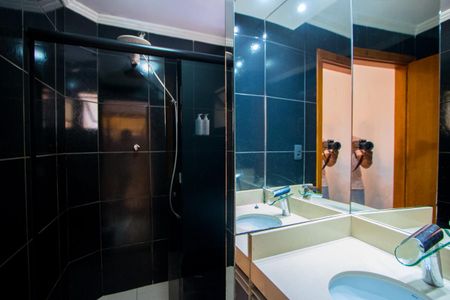 Apartamento à venda com 64m², 2 quartos e 1 vaga Apartamento à venda com 64m², 2 quartos e 1 vagaBanheiro do quarto 1