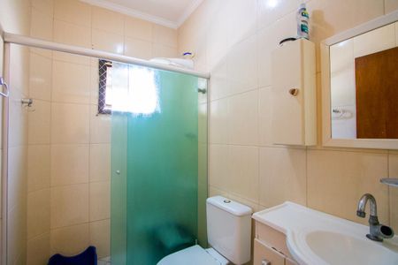 Apartamento à venda com 64m², 2 quartos e 1 vaga Apartamento à venda com 64m², 2 quartos e 1 vagaBanheiro social