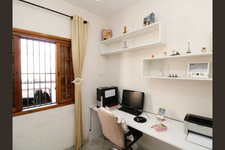 Casa à venda com 280m², 3 quartos e 4 vagasQuarto 2