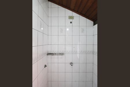 Casa à venda com 280m², 3 quartos e 4 vagasBanheiro de serviço