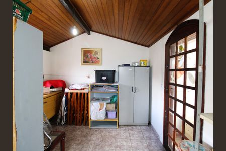 Casa à venda com 280m², 3 quartos e 4 vagasQuarto de Serviço