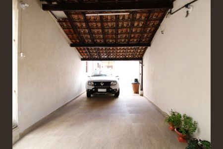 Casa à venda com 280m², 3 quartos e 4 vagasGaragem