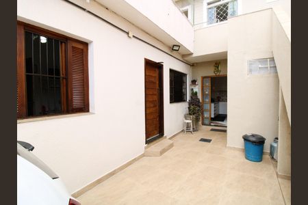Casa à venda com 280m², 3 quartos e 4 vagasQuintal