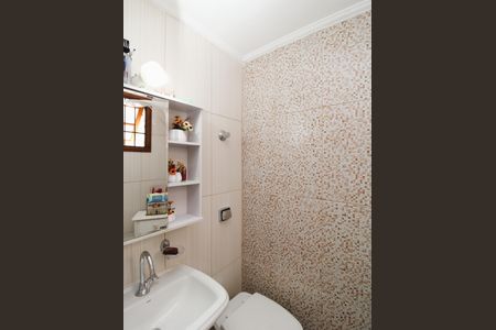 Casa à venda com 280m², 3 quartos e 4 vagasBanheiro da Suíte