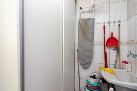 Apartamento à venda com 60m², 2 quartos e 1 vaga Apartamento à venda com 60m², 2 quartos e 1 vagaÁrea de Serviço