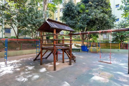 Apartamento à venda com 60m², 2 quartos e 1 vaga Apartamento à venda com 60m², 2 quartos e 1 vagaÁrea comum - Playground