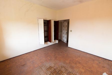 Casa à venda com 268m², 3 quartos e 3 vagas Casa à venda com 268m², 3 quartos e 3 vagasSUITE