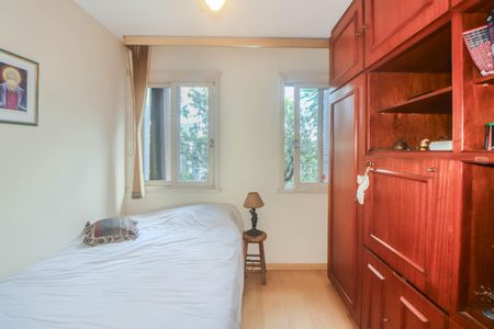 Apartamento à venda com 206m², 4 quartos e 2 vagas Apartamento à venda com 206m², 4 quartos e 2 vagasQuarto 2