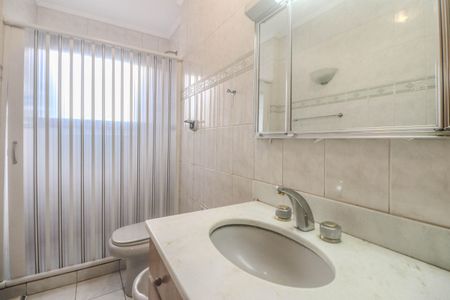 Apartamento à venda com 206m², 4 quartos e 2 vagas Apartamento à venda com 206m², 4 quartos e 2 vagasBanheiro Social