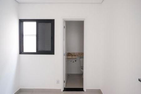 Apartamento à venda com 70m², 3 quartos e 2 vagasSuíte 2