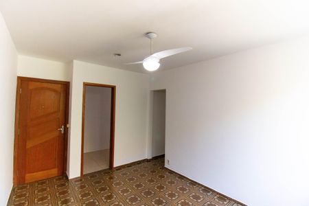 Apartamento à venda com 60m², 2 quartos e 1 vaga Apartamento à venda com 60m², 2 quartos e 1 vagaSala
