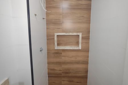 Apartamento à venda com 90m², 3 quartos e 2 vagas Apartamento à venda com 90m², 3 quartos e 2 vagasBanheiro da Suíte 1