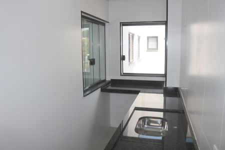 Apartamento à venda com 140m², 3 quartos e 2 vagasCozinha