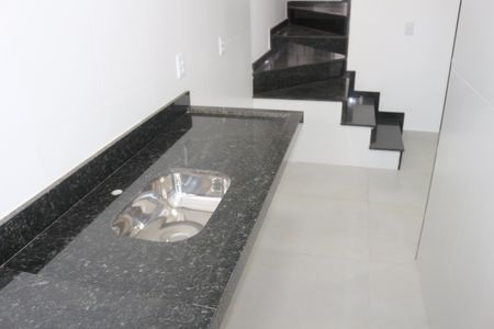 Apartamento à venda com 140m², 3 quartos e 2 vagasCozinha