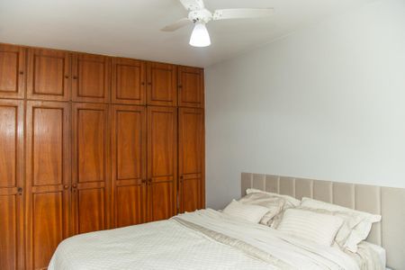 Apartamento à venda com 76m², 2 quartos e 2 vagas Apartamento à venda com 76m², 2 quartos e 2 vagasQuarto 2