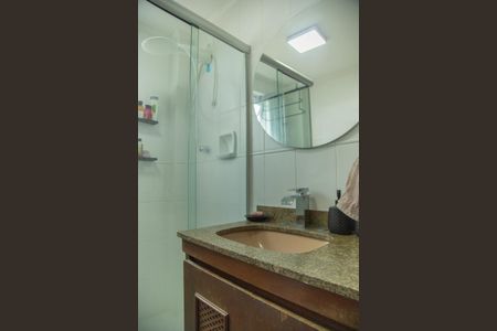 Apartamento à venda com 76m², 2 quartos e 2 vagas Apartamento à venda com 76m², 2 quartos e 2 vagasbanheiro