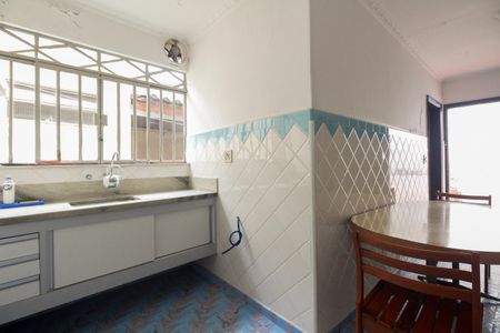 Casa à venda com 100m², 3 quartos e 1 vaga Casa à venda com 100m², 3 quartos e 1 vagaCozinha