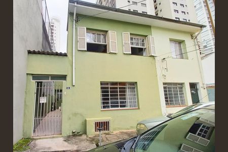 Casa à venda com 180m², 3 quartos e 1 vaga Casa à venda com 180m², 3 quartos e 1 vagaFachada