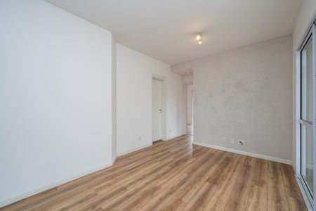 Apartamento à venda com 72m², 2 quartos e 1 vaga Apartamento à venda com 72m², 2 quartos e 1 vagaSala