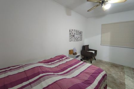 Casa à venda com 220m², 5 quartos e 5 vagasCasa 2 - Quarto 2