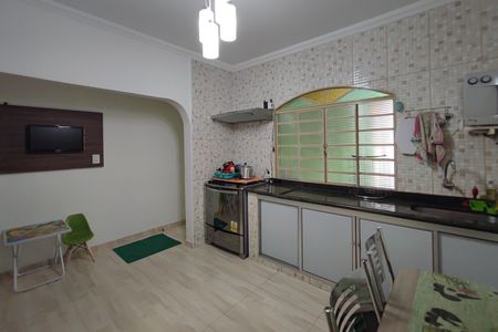 Casa à venda com 220m², 5 quartos e 5 vagasCozinha