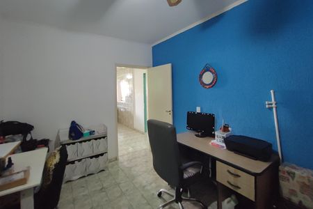 Casa à venda com 220m², 5 quartos e 5 vagasCasa 2 - Quarto