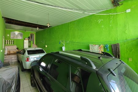 Casa à venda com 220m², 5 quartos e 5 vagasQuintal - Garagem