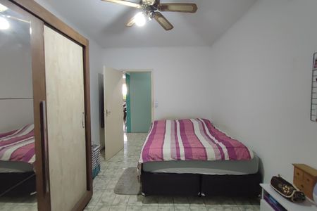 Casa à venda com 220m², 5 quartos e 5 vagasCasa 2 - Quarto 2