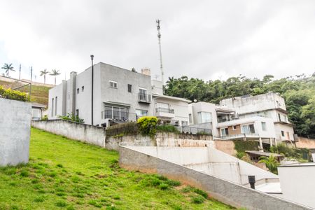 Casa de condomínio à venda com 280m², 3 quartos e 4 vagas Casa de condomínio à venda com 280m², 3 quartos e 4 vagasVista da Suíte