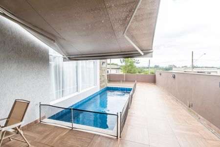 Casa de condomínio à venda com 280m², 3 quartos e 4 vagas Casa de condomínio à venda com 280m², 3 quartos e 4 vagasPiscina