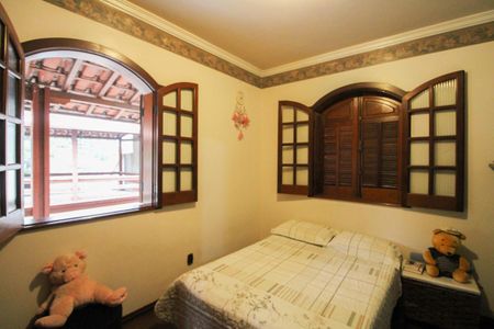 Casa à venda com 500m², 3 quartos e 4 vagasQuarto 1