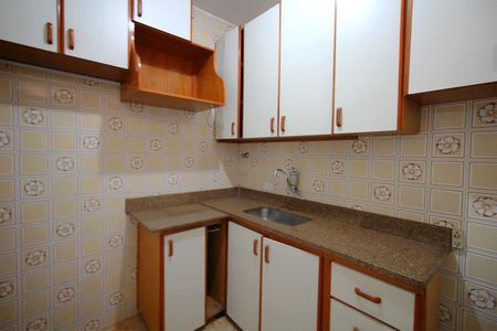Apartamento à venda com 130m², 3 quartos e 2 vagasCozinha