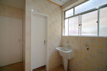 Apartamento à venda com 130m², 3 quartos e 2 vagasÁrea de Serviço