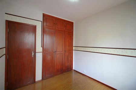 Apartamento à venda com 130m², 3 quartos e 2 vagasQuarto 2