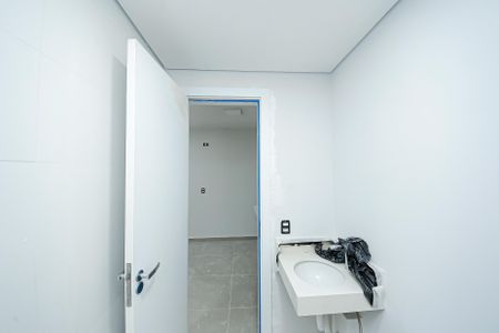 Apartamento à venda com 24m², 1 quarto e sem vaga Apartamento à venda com 24m², 1 quarto e sem vagaBanheiro
