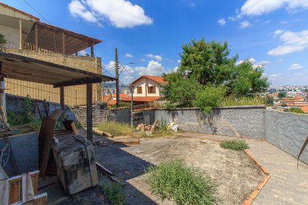 Casa à venda com 57m², 2 quartos e 4 vagas Casa à venda com 57m², 2 quartos e 4 vagasFoto 04
