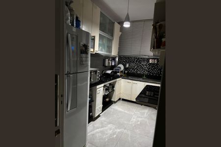 Apartamento à venda com 75m², 2 quartos e 1 vagaCozinha