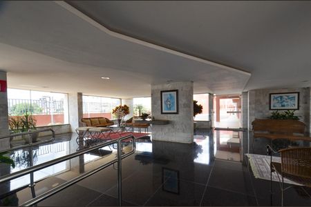 Apartamento à venda com 75m², 2 quartos e 1 vagaArea comum/ hall de entrada