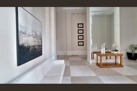 Apartamento para alugar com 232m², 3 quartos e 4 vagas Apartamento para alugar com 232m², 3 quartos e 4 vagasÁrea comum