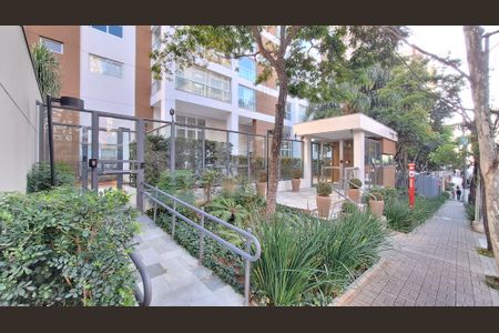 Apartamento para alugar com 232m², 3 quartos e 4 vagas Apartamento para alugar com 232m², 3 quartos e 4 vagasFachada