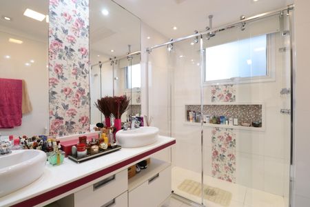 Apartamento para alugar com 232m², 3 quartos e 4 vagasBanheiro da Suíte 2