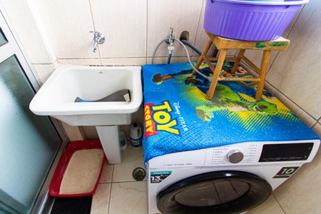 Apartamento à venda com 48m², 2 quartos e 1 vaga Apartamento à venda com 48m², 2 quartos e 1 vagaÁrea de Serviço