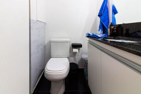 Apartamento à venda com 48m², 2 quartos e 1 vaga Apartamento à venda com 48m², 2 quartos e 1 vagaBanheiro