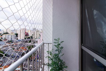 Apartamento à venda com 48m², 2 quartos e 1 vaga Apartamento à venda com 48m², 2 quartos e 1 vagaVaranda