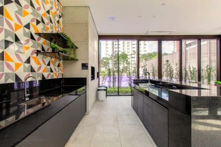 Apartamento à venda com 218m², 3 quartos e 4 vagas