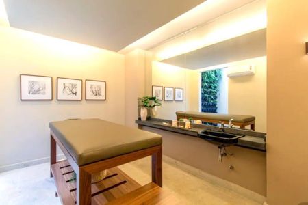 Apartamento à venda com 218m², 3 quartos e 4 vagas