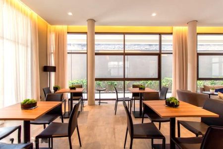 Apartamento à venda com 218m², 3 quartos e 4 vagas