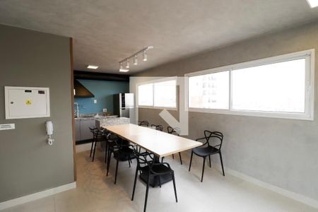 Apartamento à venda com 39m², 2 quartos e 1 vaga Apartamento à venda com 39m², 2 quartos e 1 vagaÁrea comum - Churrasqueira