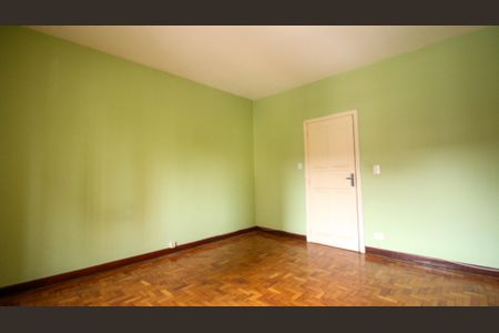 Casa à venda com 203m², 2 quartos e 2 vagas Casa à venda com 203m², 2 quartos e 2 vagasQuarto 1