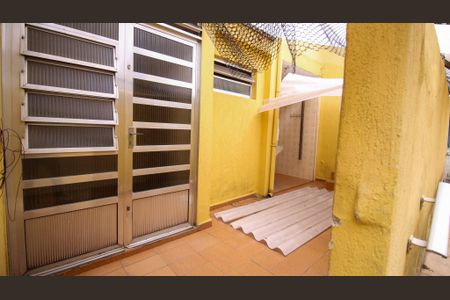 Casa à venda com 203m², 2 quartos e 2 vagas Casa à venda com 203m², 2 quartos e 2 vagasLavanderia